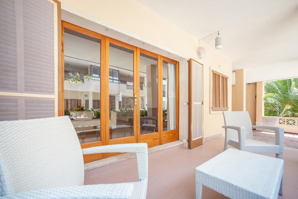 Apartamentos Obrador Colonia de Sant Jordi Ruang foto