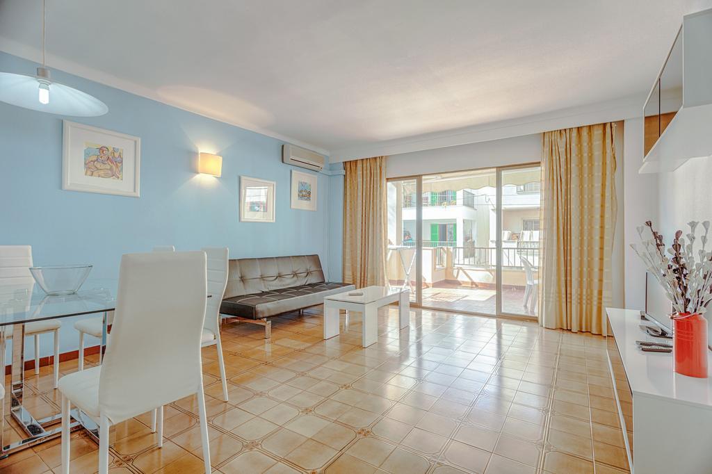 Apartamentos Obrador Colonia de Sant Jordi Ruang foto